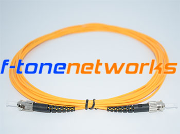 SC/UPC OM3万兆多模单芯光纤跳线厂家订制（米数，直径可。